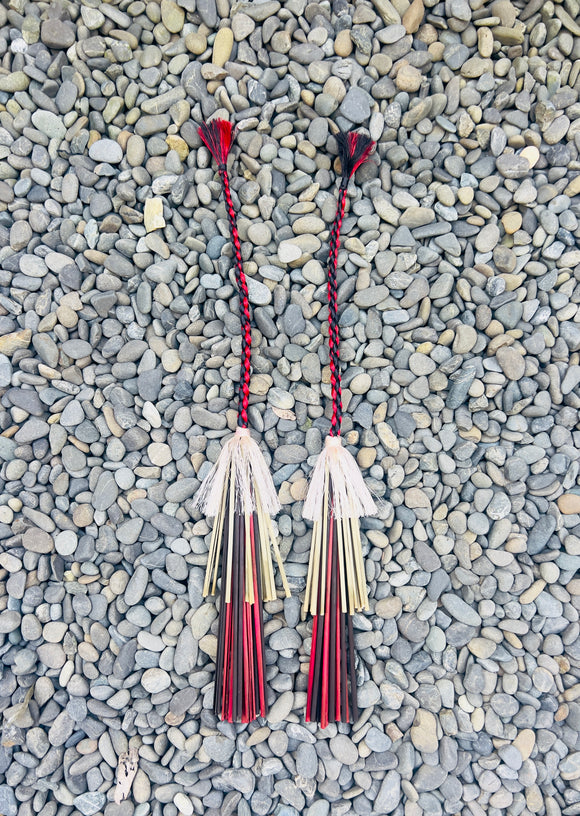 Poi Piu Red Black and Natural